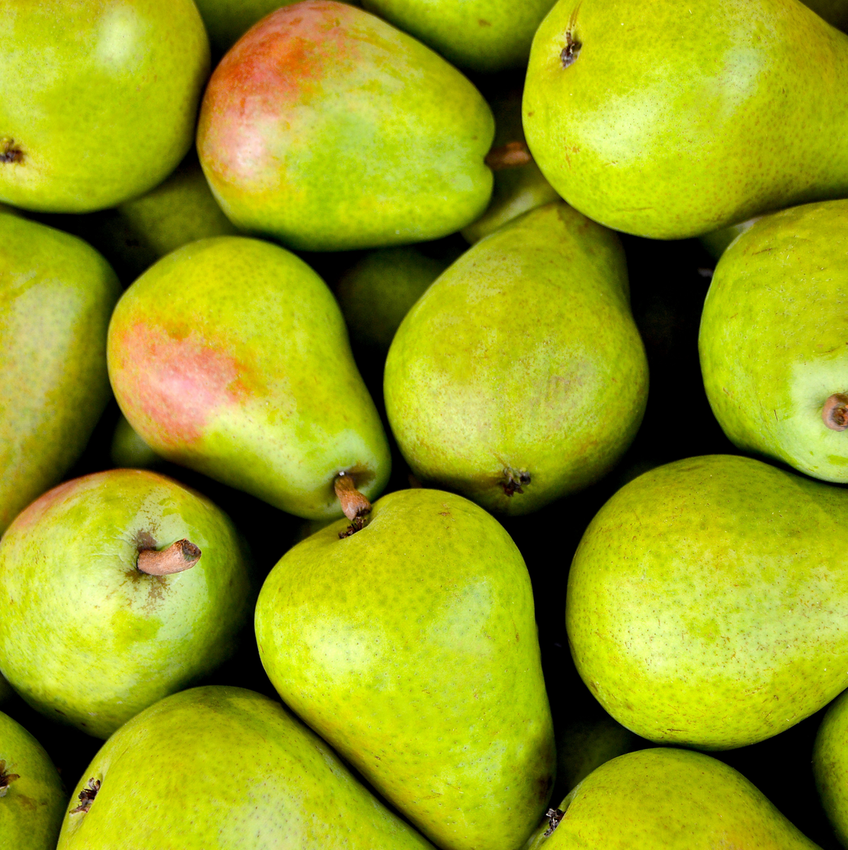 Close-up of green pears 
